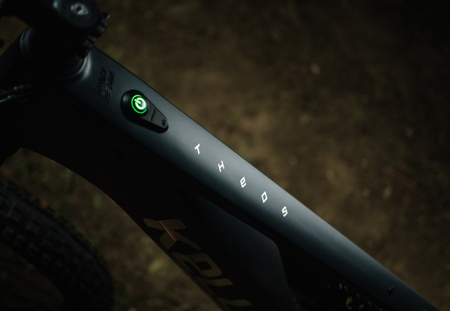 Theos F70